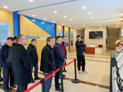 安徽省宁国市工商联辅导一行莅临尊龙凯时科技参观调查