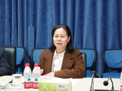 海宁市市长许红莲一行莅临尊龙凯时科技走访调研