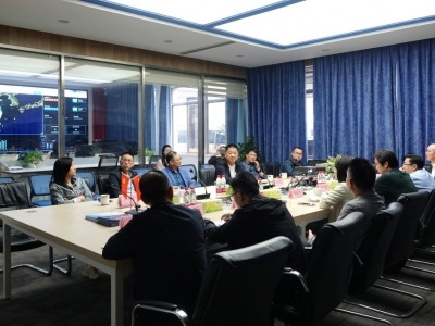四川省彭州市政协副主席陈伦平一行莅临尊龙凯时科技调查调研